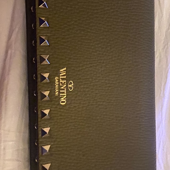 VALENTINO WALLET ON A CHAIN - Picture 3 of 7